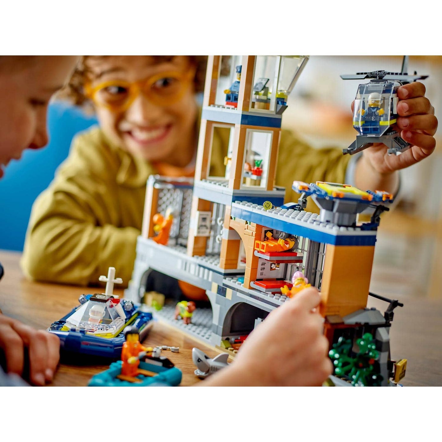 LEGO 60419 Police Prison Island - City