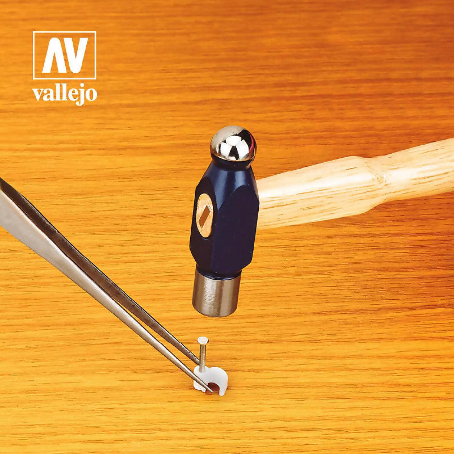 VALLEJO STRAIGHT TIP STAINLESS STEEL TWEEZERS (175 MM)