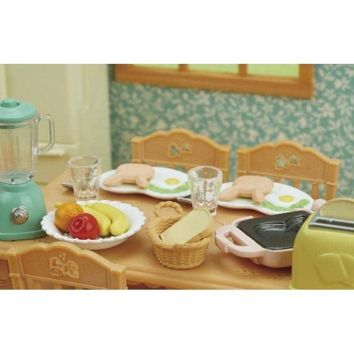 Sylvanian Families - Breakfast Animal Doll Playset