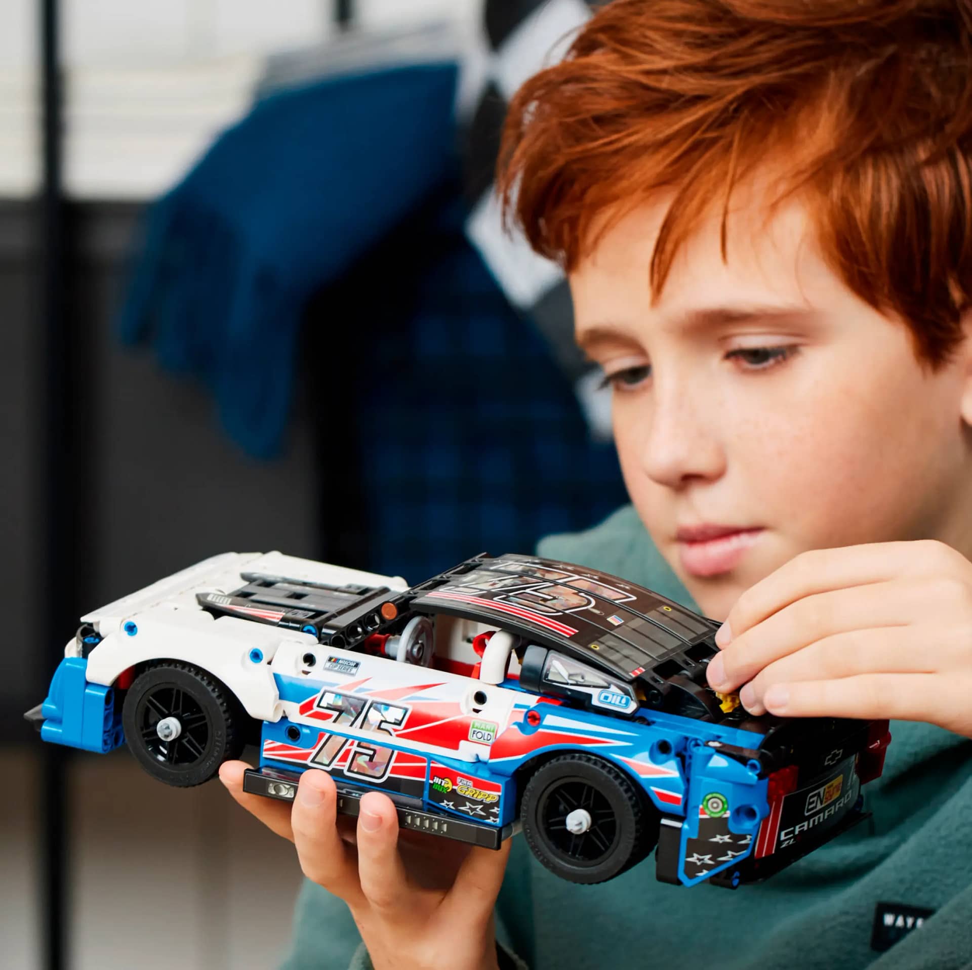 LEGO 42153 NASCAR Next Gen Chevrolet Camaro ZL1 - Technic
