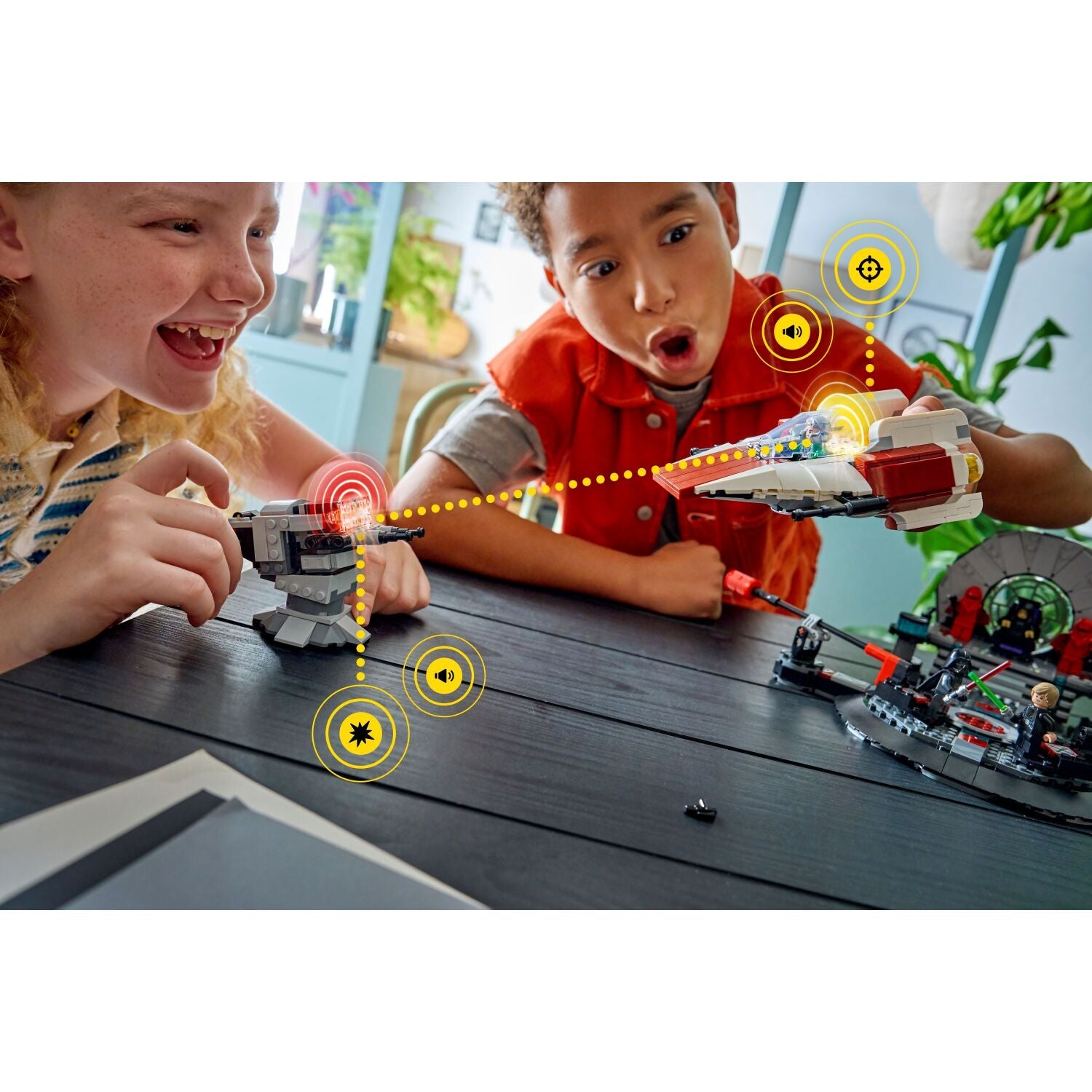 LEGO 75427 SMART Play : Throne Room Duel & A-Wing - Star Wars