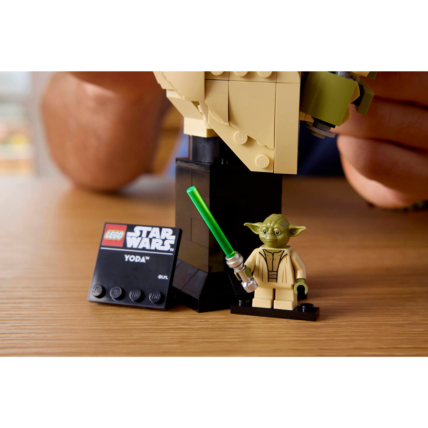 LEGO 75438 Yoda Bust - Star Wars
