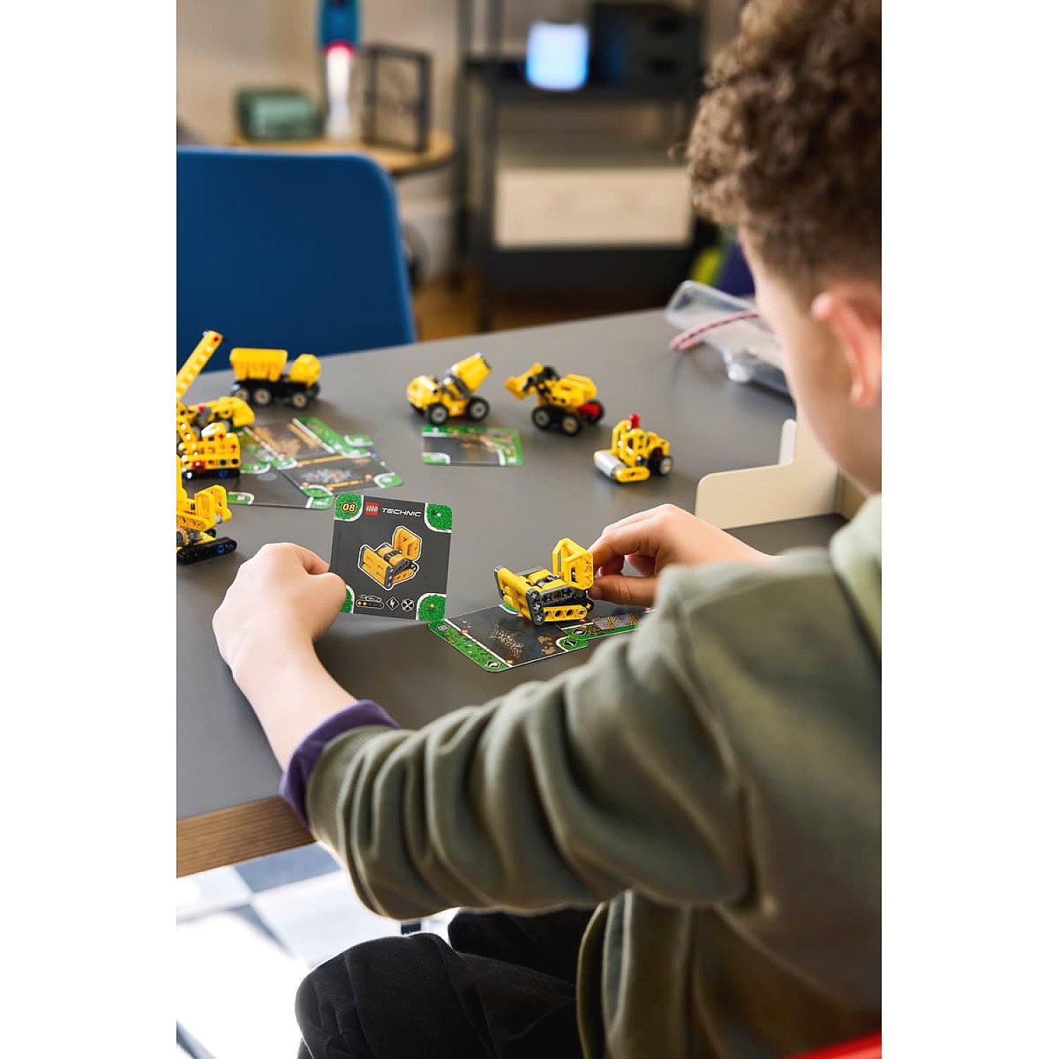 LEGO 42233 Mighty Machines Series 1 - Technic