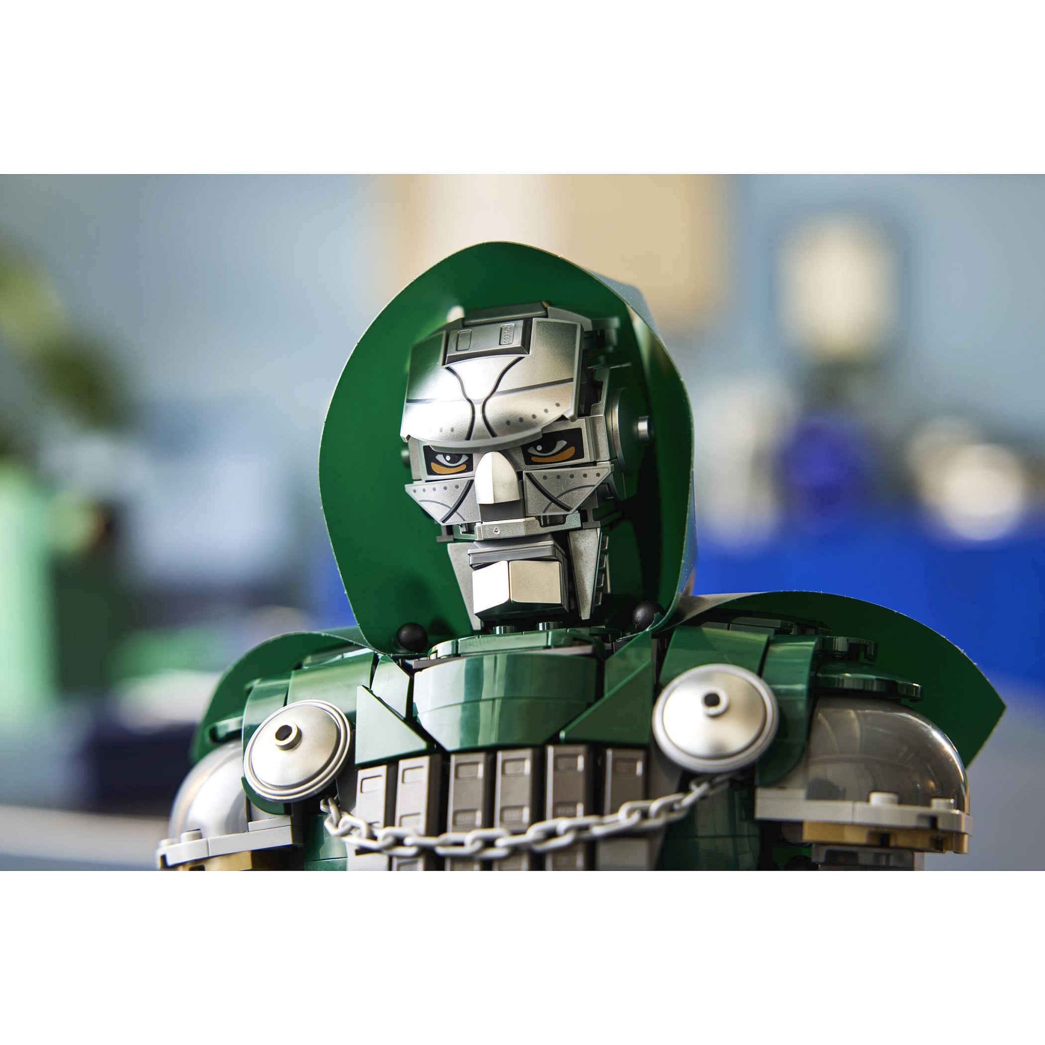 LEGO 76345 Doctor Doom Bust - Marvel Super Heroes