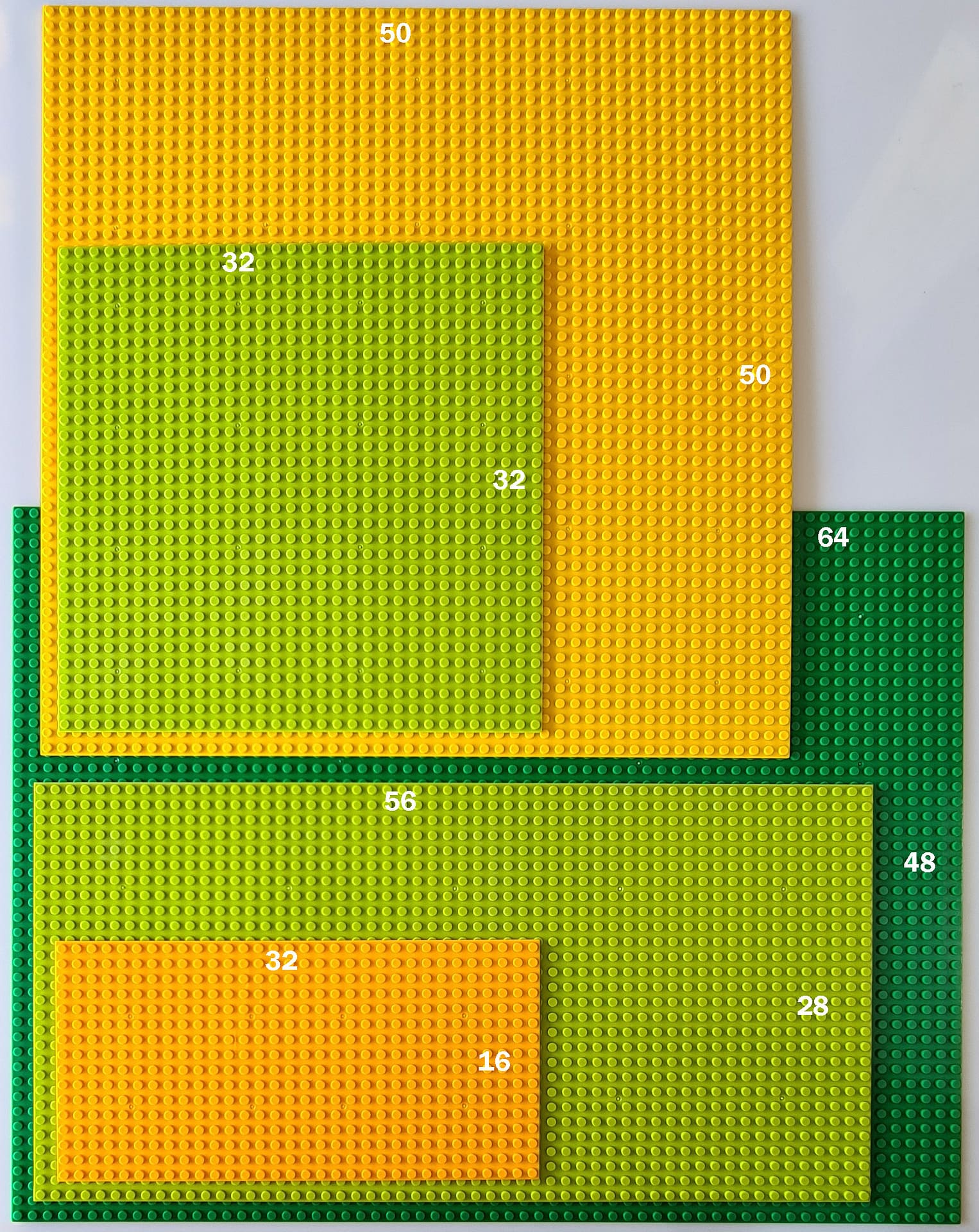 BASEPLATE Right Curve 32x32 Studs Generic Brand