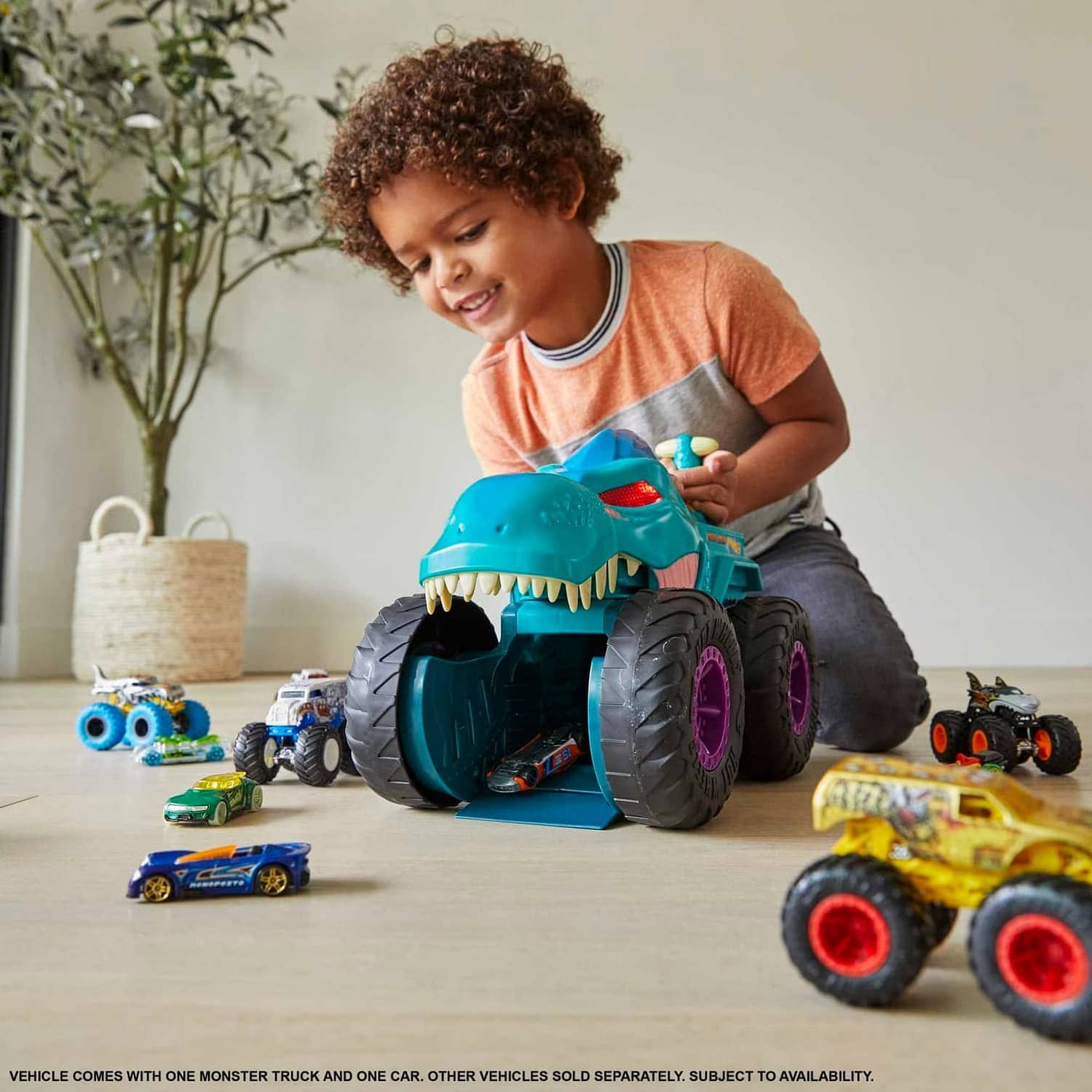 Hot Wheels - ® - Monster Trucks Car Chompin Mega-wrex Vehicle  Mattel