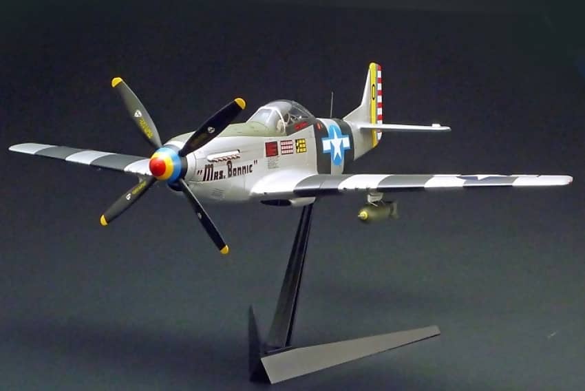 Tamiya -  1:32 North American P-51d/k Mustang Pacific Theater