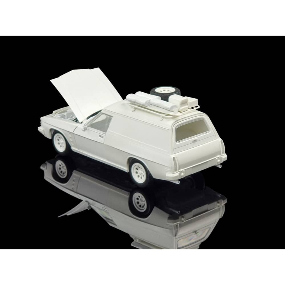 DDA 1:24 Kit Max's HJ Panelvan