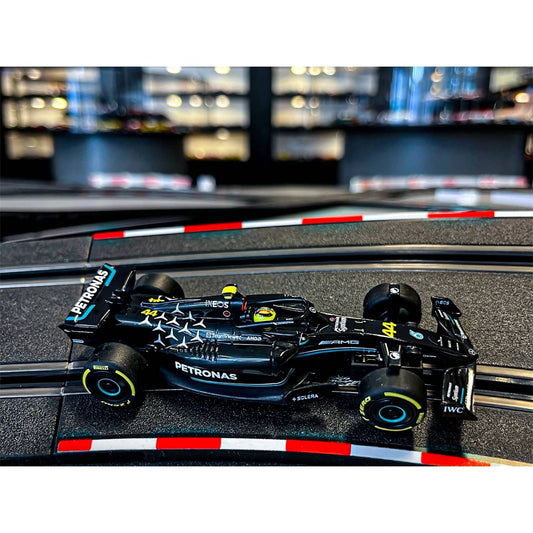 Carrera -  GO 1:43 - Mercedes AMG F1 W14 E Performance L Hamilton No.44 - Slot Car