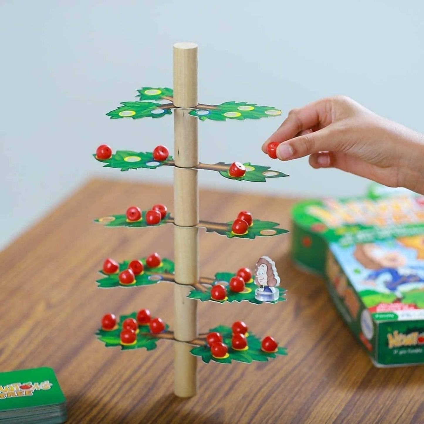 Skillmatics - Newton’s Tree - Exciting Educational Game Teaches Kids Key Physics Principles
