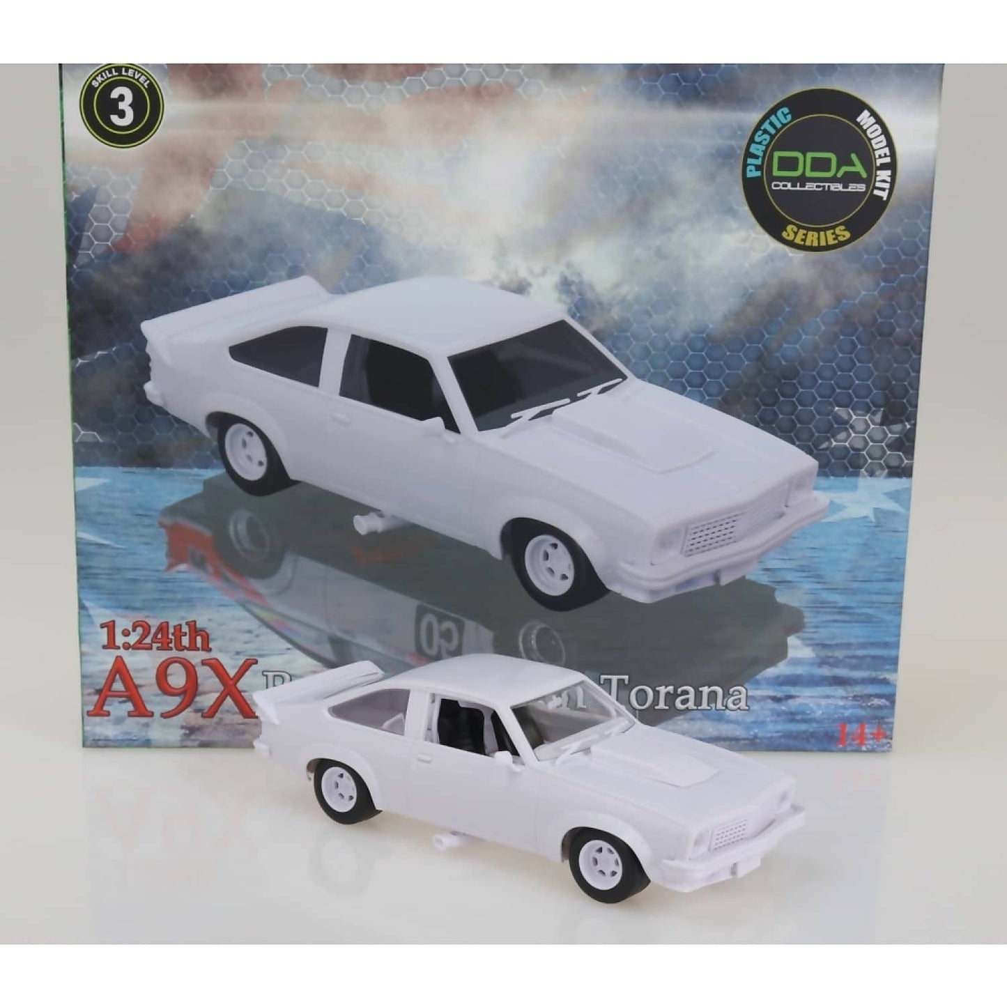 DDA Collectibles -  1:24 Scale - Holden Torana A9X Racing Sealed Body Opening Bonnet with Engine - Plastic Diecast Model Kit