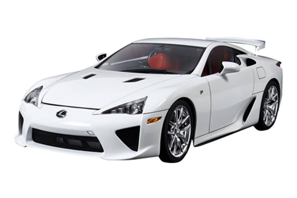 TAMIYA -  LEXUS LFA  T24319  PLASTIC MODEL KIT