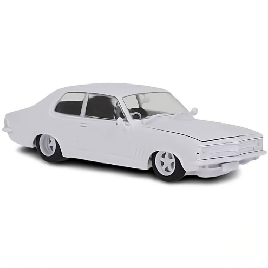 DDA Collectibles -  1:24 Scale - Torana LC V8 Custom Sealed Body Opening Bonnet with Engine - Plastic Diecast Model Kit