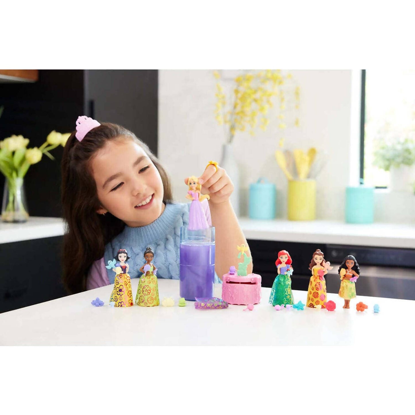 Disney -  Princess - Royal Colour Reveal Doll Assorted Styles - Mattel
