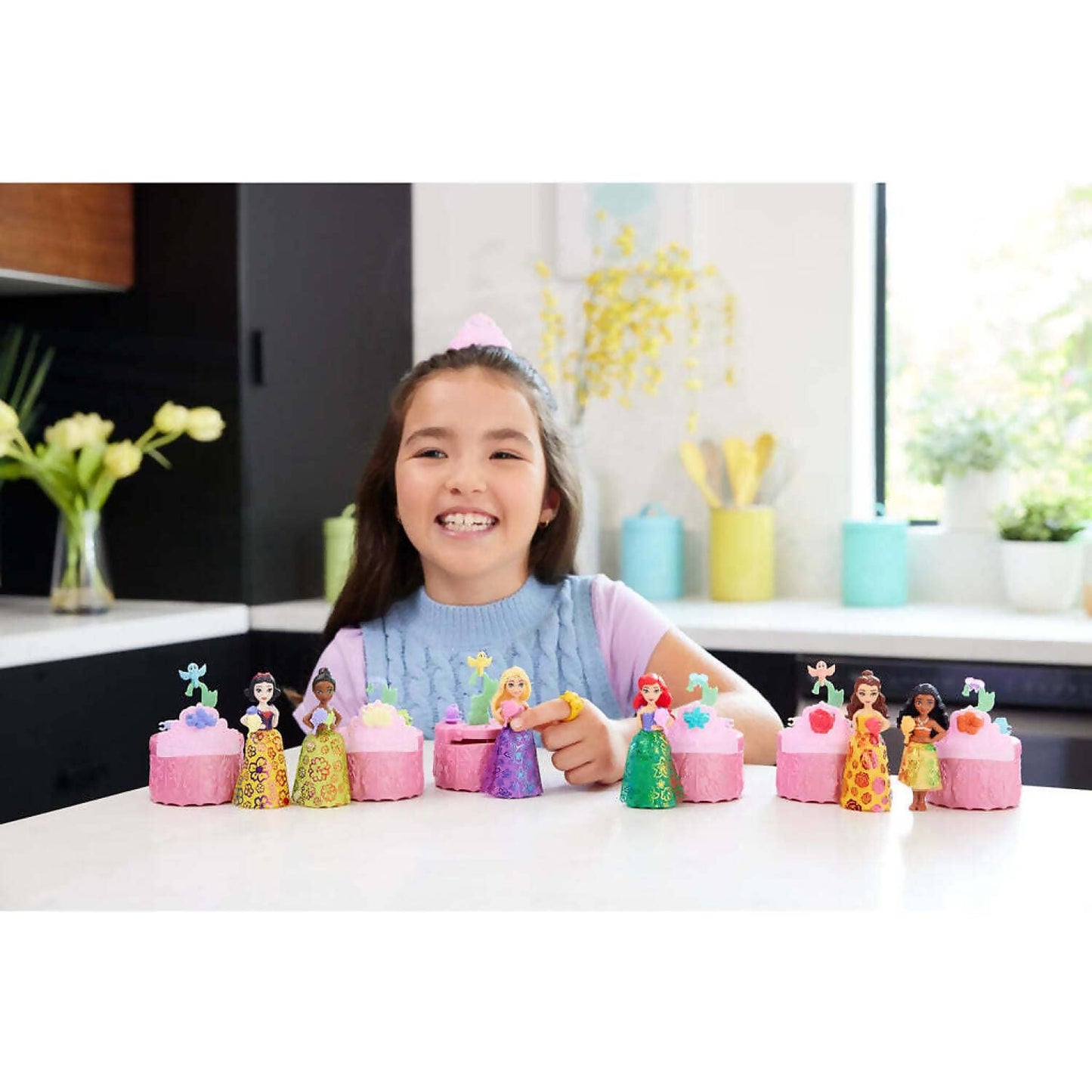 Disney -  Princess - Royal Colour Reveal Doll Assorted Styles - Mattel