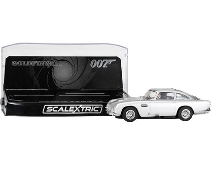 Scalextric -  C4436 James Bond Aston Martin Db5 - 'goldfinger'