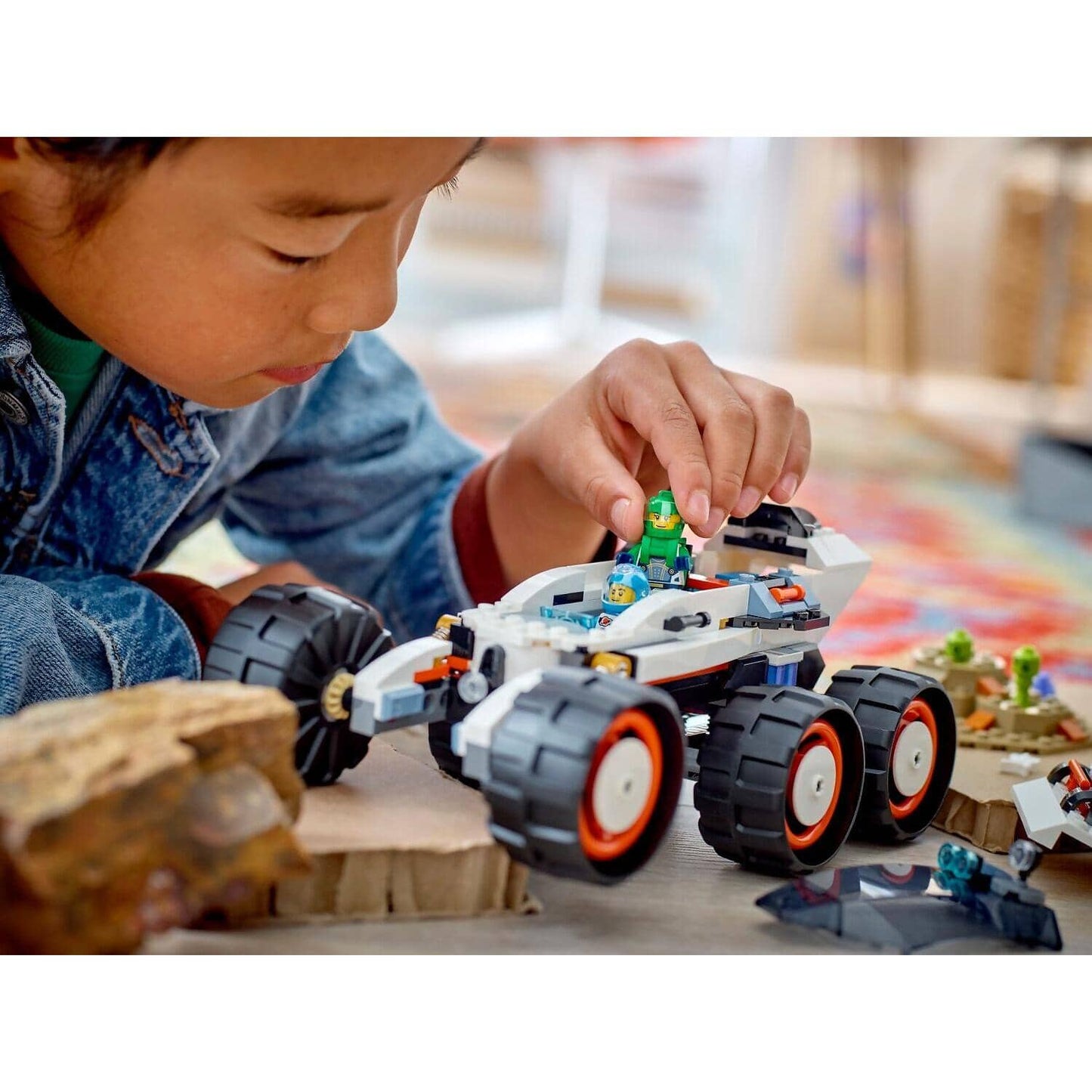 LEGO 60431 Space Explorer Rover and Alien Life - City