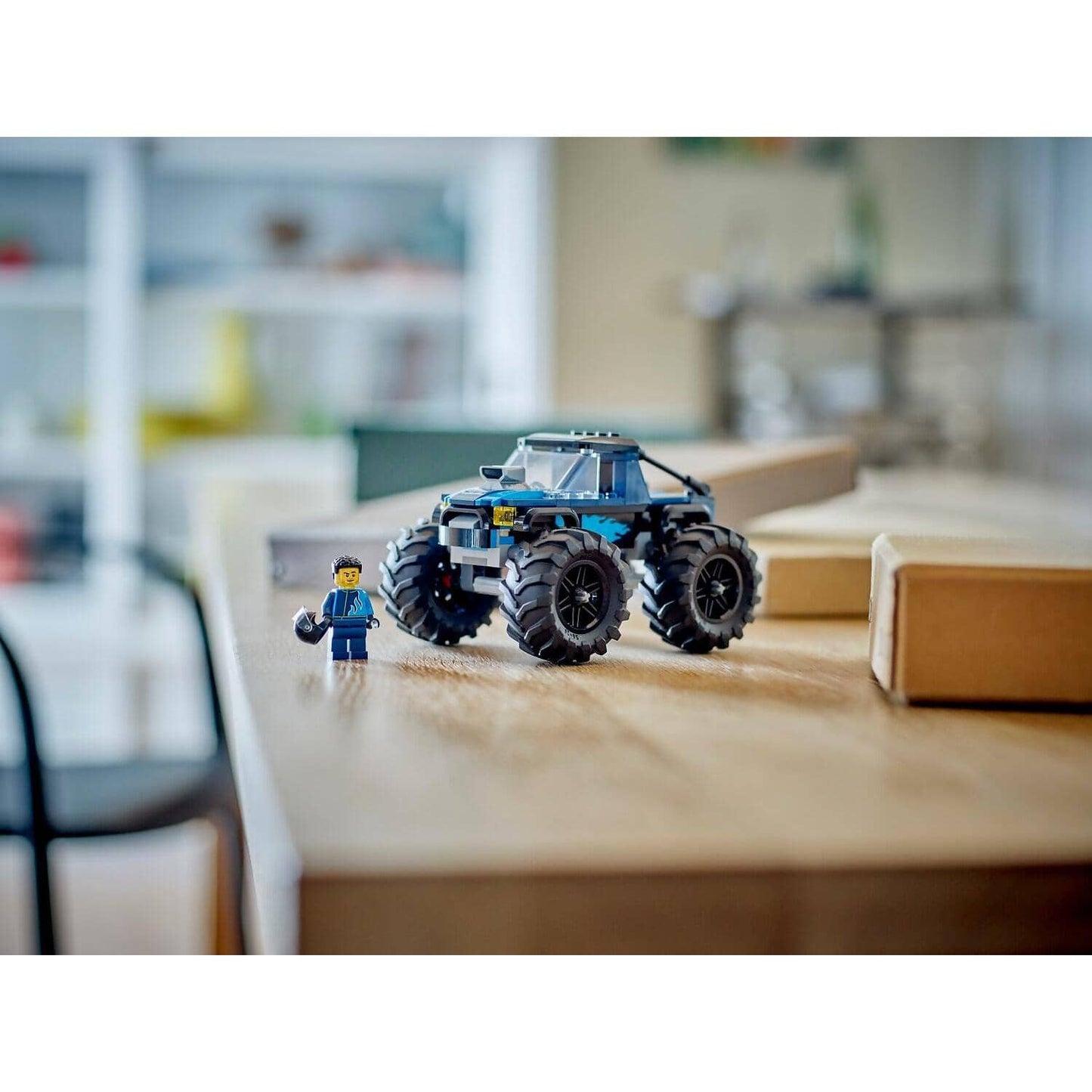 LEGO 60402 Blue Monster Truck - City