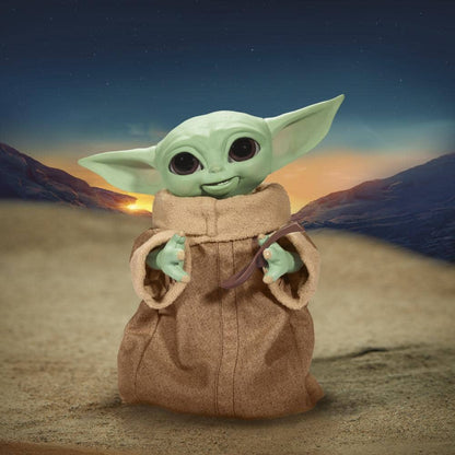 Star Wars -  Galactic Snackin Grogu 9.25-inch-tall Animatronic Toy Over 40 Sound And Motion Combinations Ages 4 And Up  Hasbro