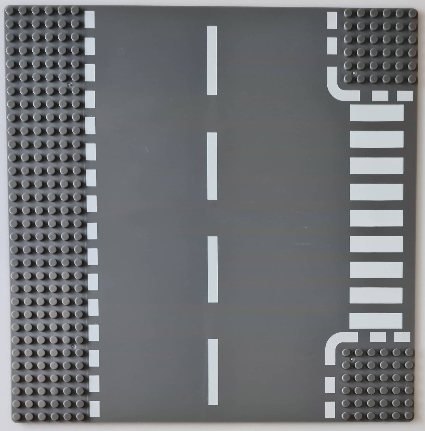 BASEPLATE T-junction 32x32 Studs Generic Brand
