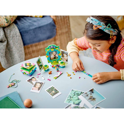 LEGO 43239 Mirabel's Photo Frame and Jewelry Box - Disney