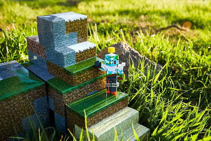 Minecraft -  Overworld Protector Playset Including Accessories & Blocks Playset