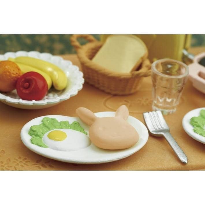 Sylvanian Families - Breakfast  Animal Doll Playset
