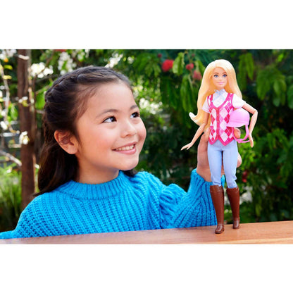 Barbie -  Mysteries - The Great Horse Chase Malibu Doll - Mattel