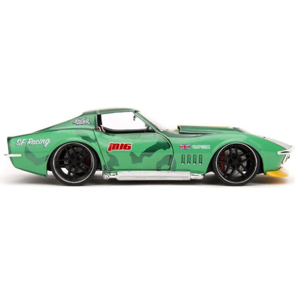 Jada Toys - Street Fighter1969 Chevrolet Corvette Stingray ZL1 with Cammy Figure 1:24 Scale Diecast Vehicle Figure Set