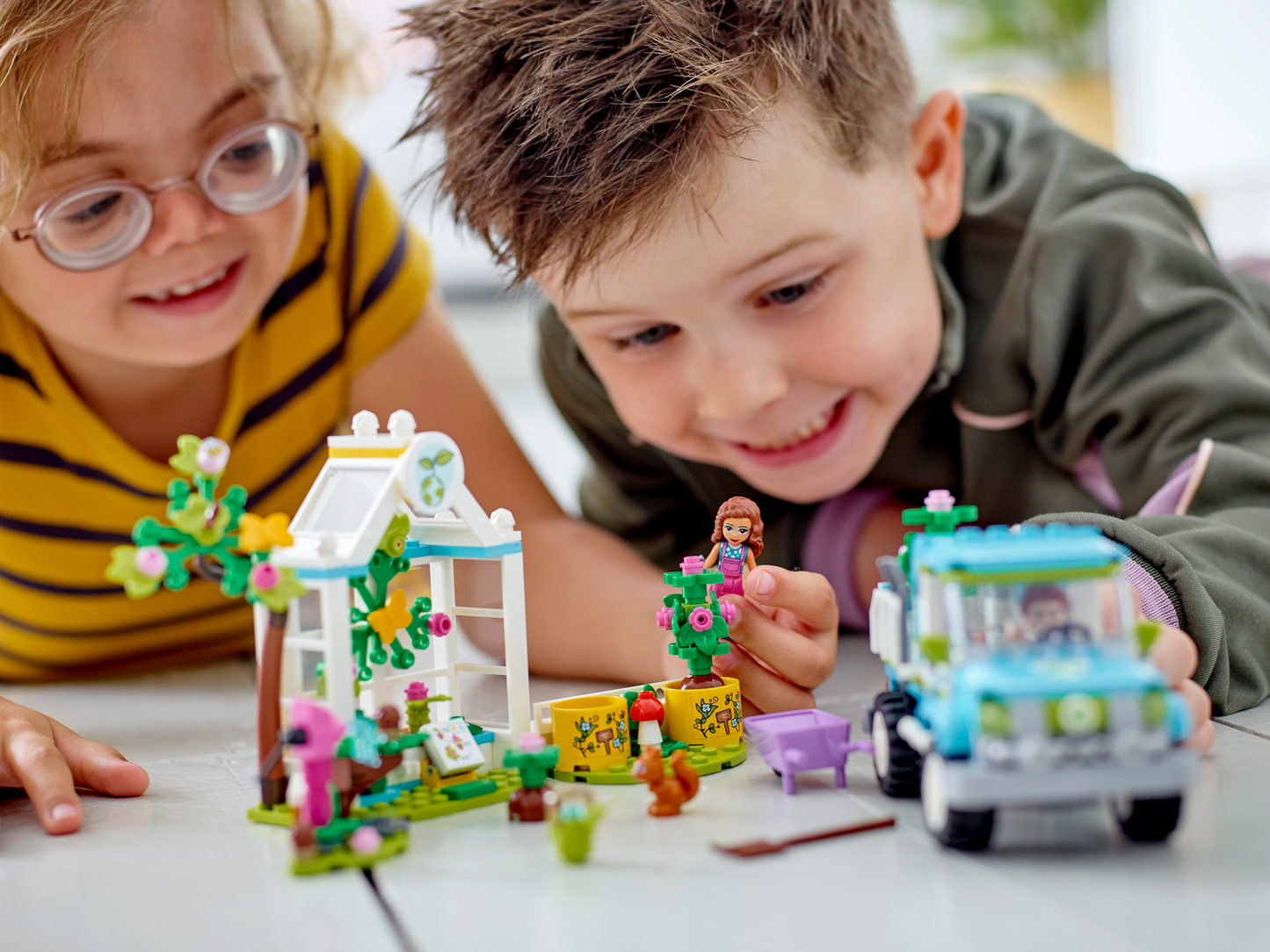 LEGO 41707 Tree-Planting Vehicle - Friends
