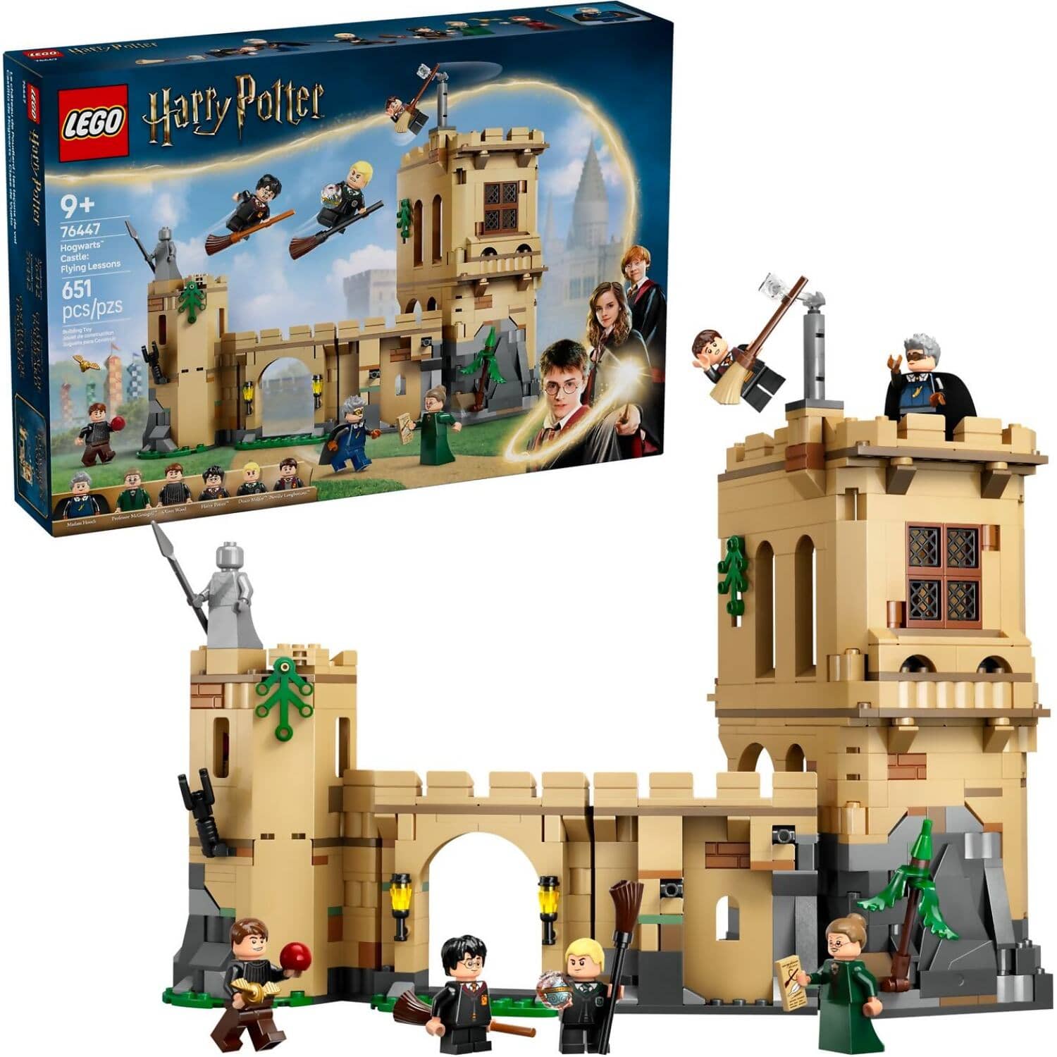LEGO 76447Hogwarts Castle: Flying Lessons - Harry Potter