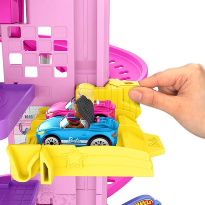 Hot Wheels - Racerverse Barbie Spiral Race Track Set With Barbie “malibu” & Barbie “brooklyn” Toy Cars