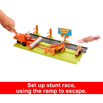 Disney -  Pixar - Cars Frank Escape & Stunt Race Playset With Lightning Mcqueen Toy Car
