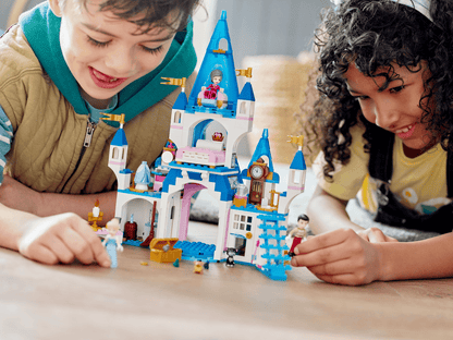LEGO 43206 Cinderella and Prince Charming's Castle - Disney Princess Frozen