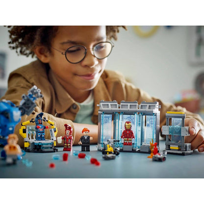 LEGO 76315 Iron Man's Laboratory: Hall of Armor - Marvel Super Heroes