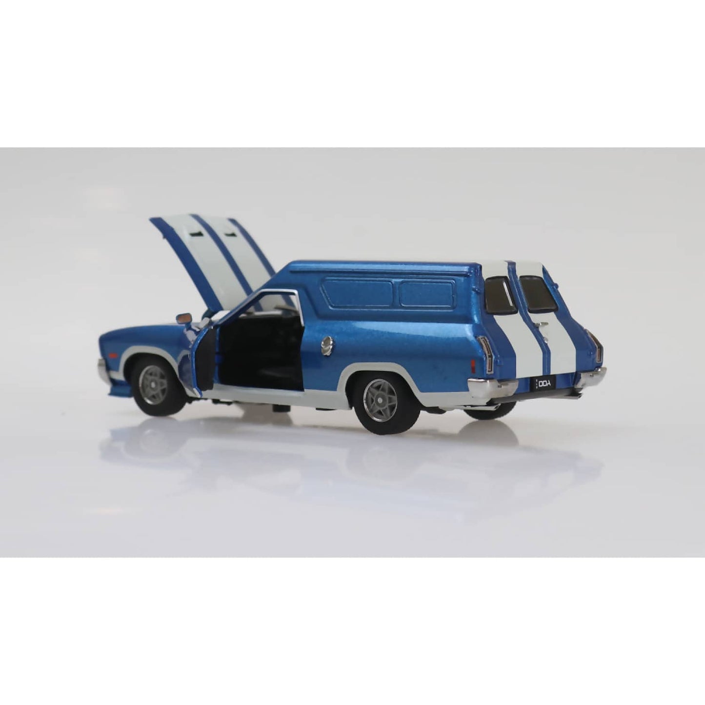 DDA Collectibles -  1:32 Scale - Dark Blue White Stripes XC Panel Van - Diecast Model