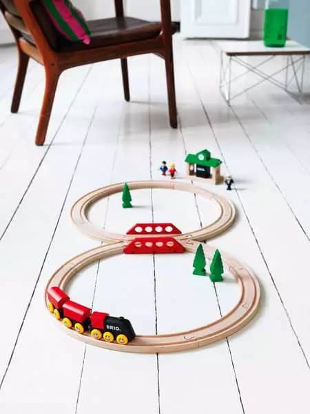 Brio -  Classic - Wooden Figure 8 Set