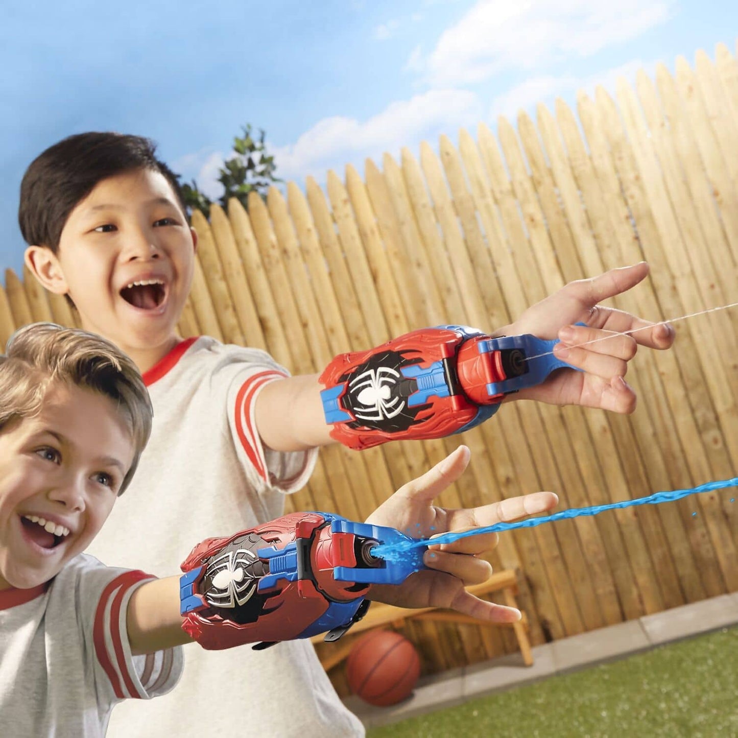Marvel - Spiderman Real Webs Ultimate Web Blaster - Hasbro