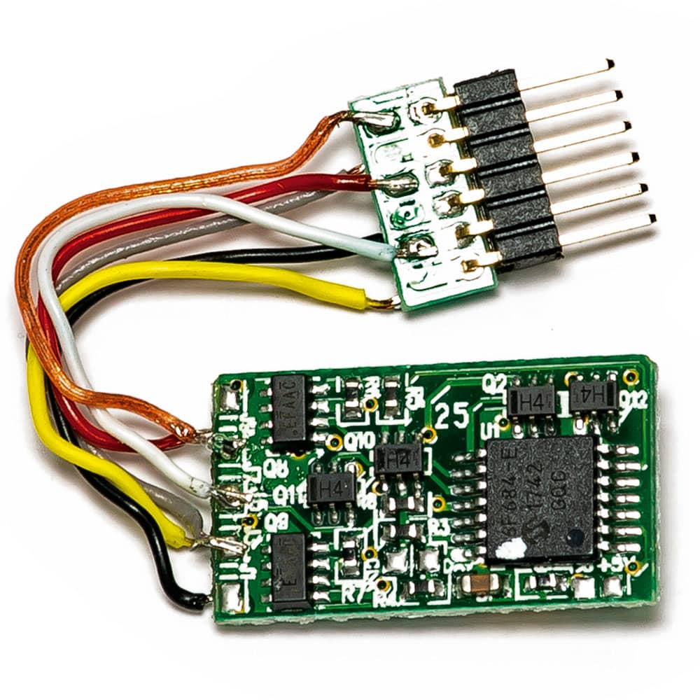 HORNBY -  STANDARD 6 PIN DECODER SM69R7150