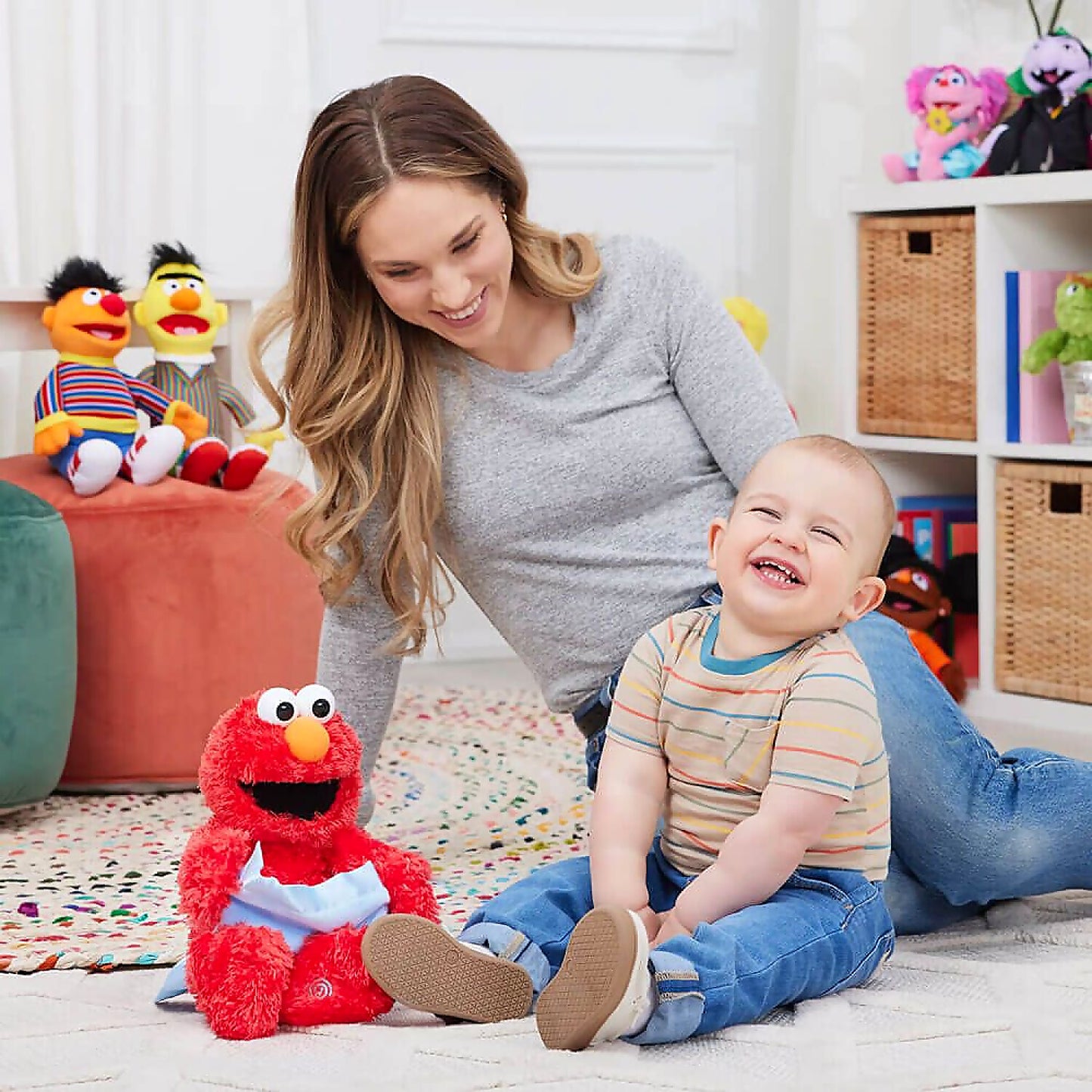 Sesame Street - Animated Peek-A-Boo Elmo Plush - Jasnor