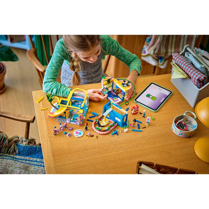 LEGO 42689 Heartlake City Friends Club House - Friends