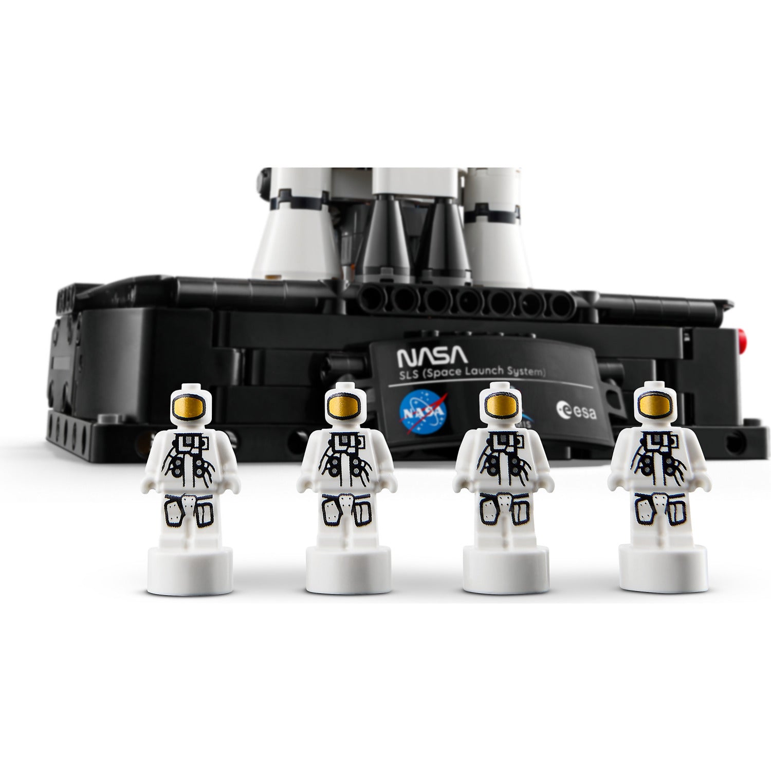 LEGO 42221 NASA Artemis Space Launch System Rocket - Technic