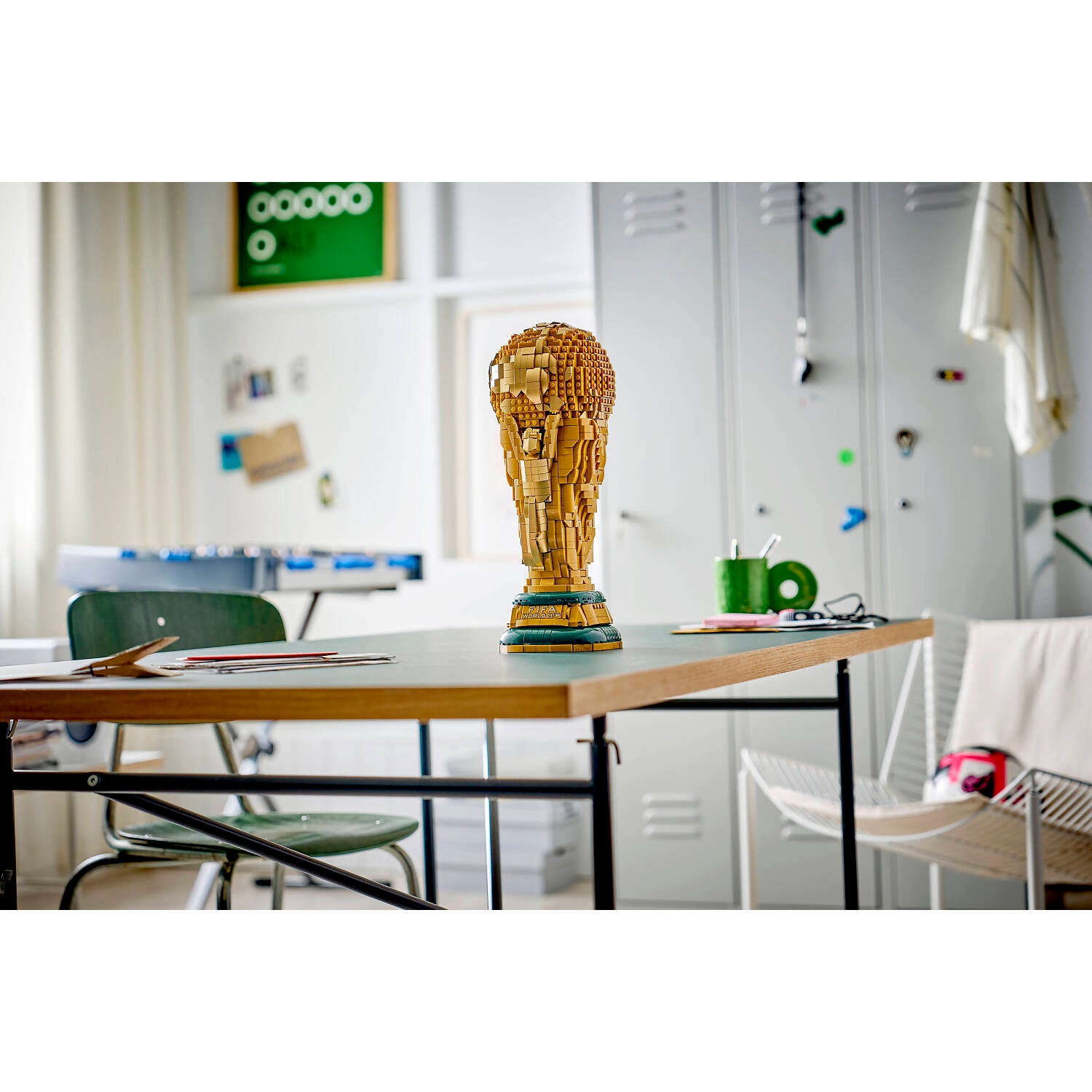 LEGO 43020 FIFA World Cup Official Trophy - Editions