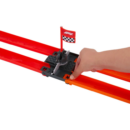 Hot Wheels - Racing Formula 1 Grid Start Track Set and 2 Die-Cast F1 Cars in 1:64 Scale - Mattel