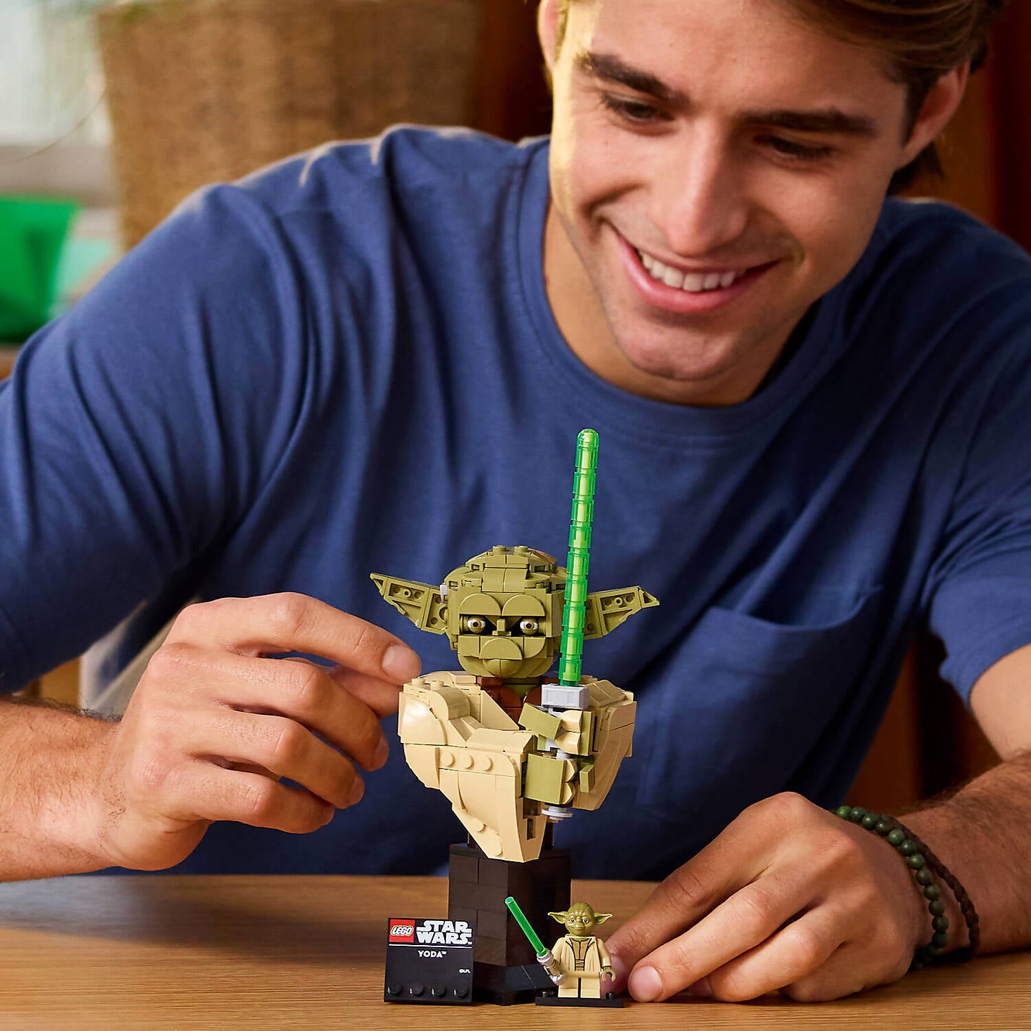LEGO 75438 Yoda Bust - Star Wars