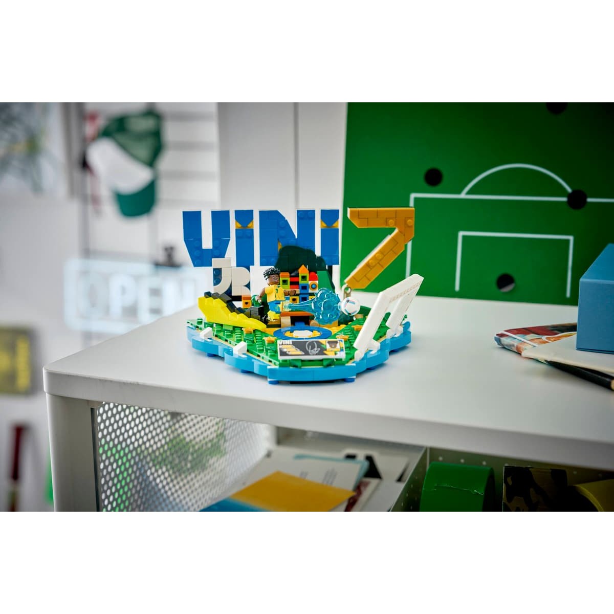 LEGO 43027 Vini Jr. Football Highlights - Editions