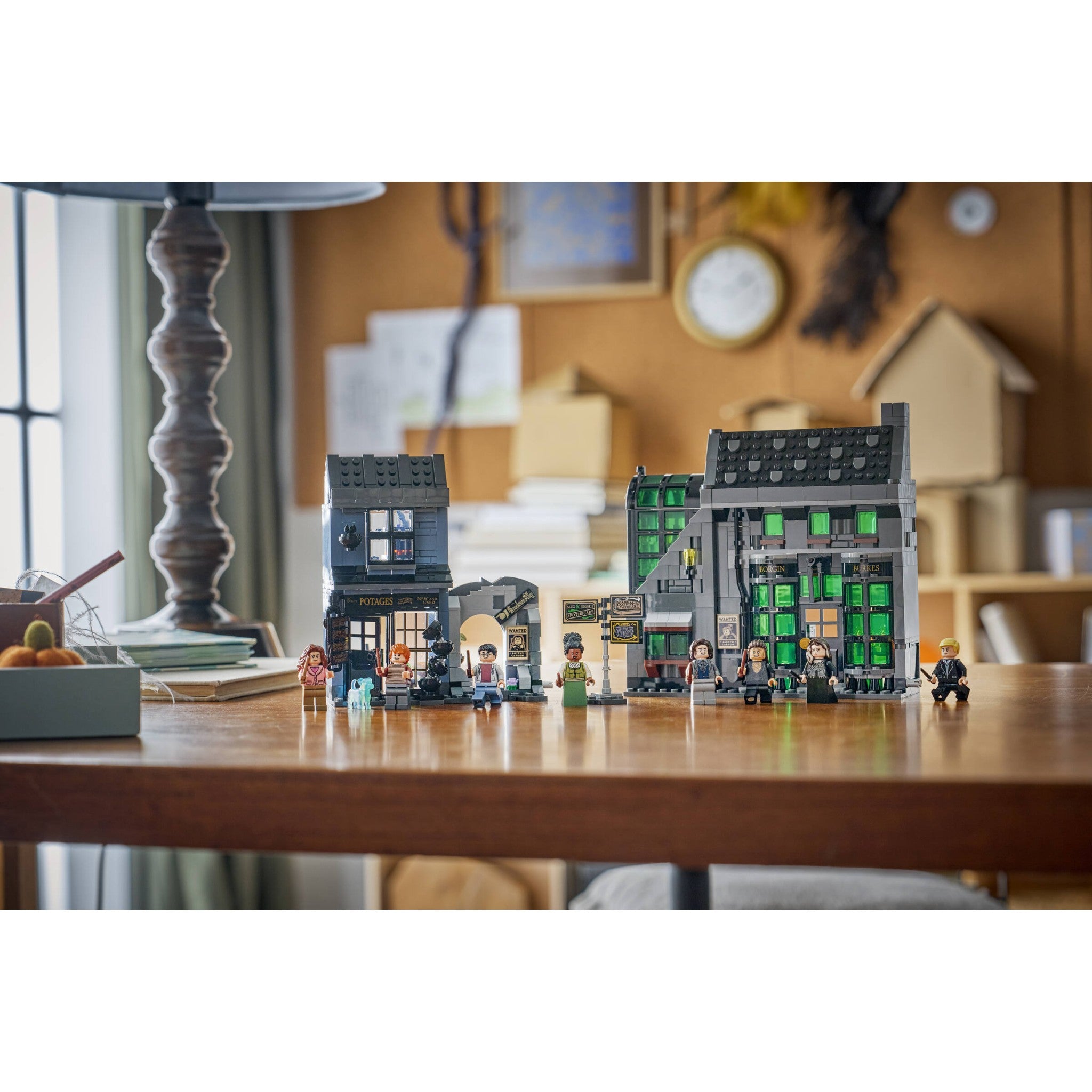 LEGO 76471 Knockturn Alley Wizarding Shops - Harry Potter