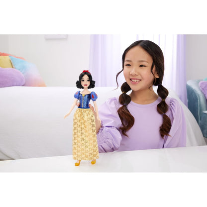 Disney Princess - Snow White Doll with Sparkling Fashion & Accessories - Mattel