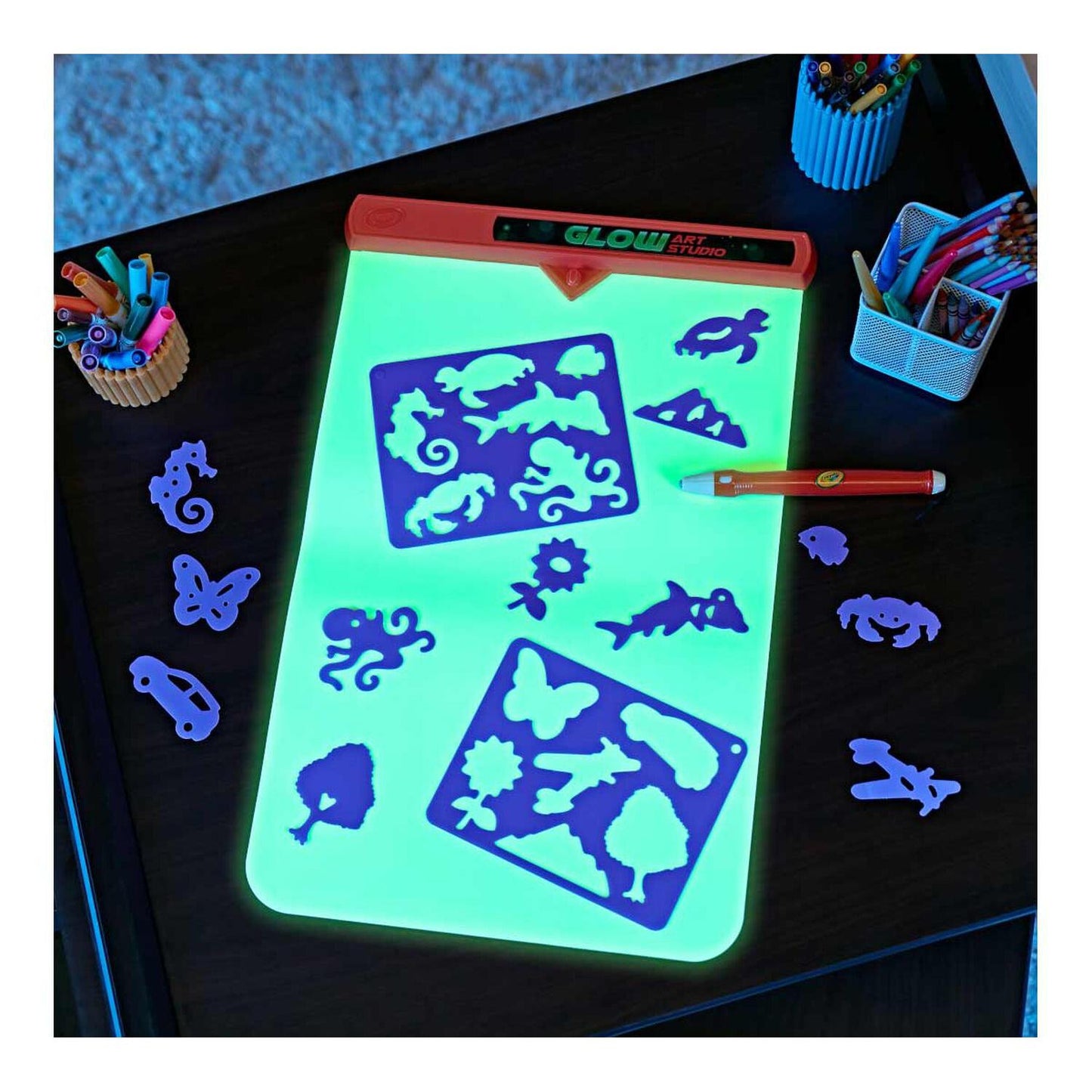 Crayola -  Glow Art Studio Glow in the Dark Canvas