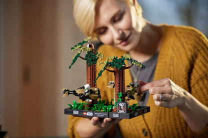 LEGO 75353 Endor™ Speeder Chase Diorama - Star Wars
